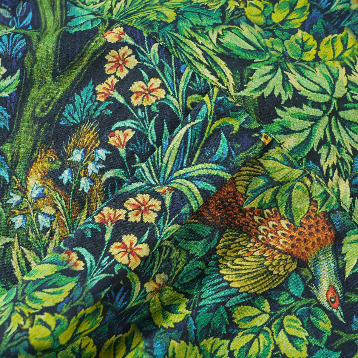 LeosWare® Men's Hawaiian Shirt Short Sleeve Button-up 100% Cotton Green Aloha Jungle Wonderland Art By Ann